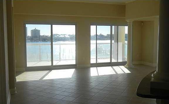 5th image of 770 Harbor Blvd Unit 1I
