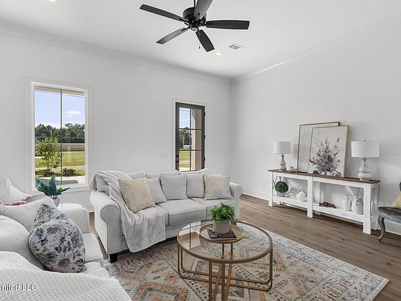 2nd image of 227 Lizzy Ln