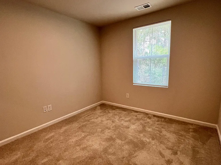 243 Christiana Ln #B — Photo 45