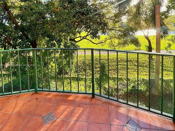 2nd image of 9350 Fontainebleau Blvd #314-IV