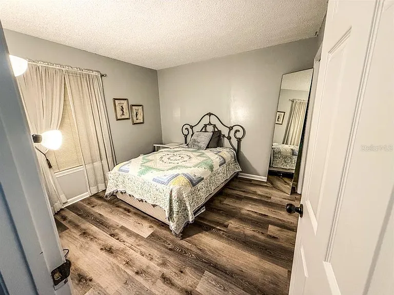 35058 Whispering Oaks Blvd — Photo 13