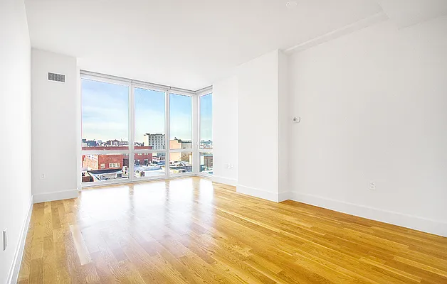 Rented by Mirador Real Estate | media 35