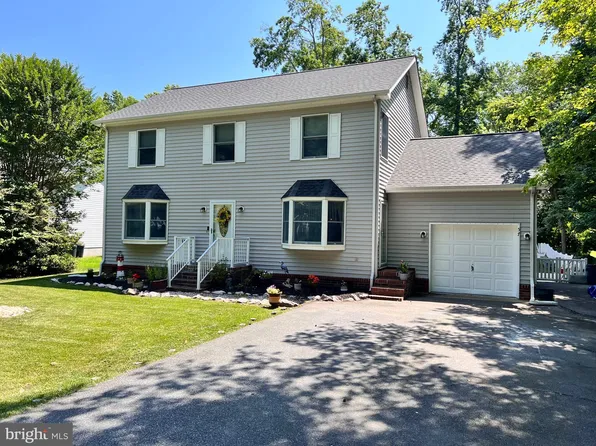57 Castle Dr, Ocean Pines, MD 21811