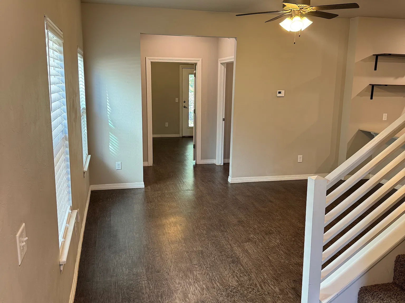 2125 Camino Del Plaza Ln — Photo 4