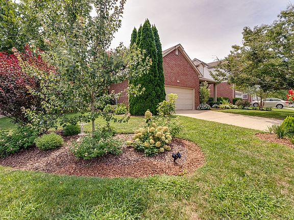 4th image of 7093 Bridgeport Dr