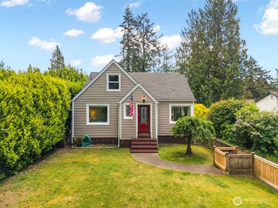 2016 Marine Drive, Bremerton, WA, 98312