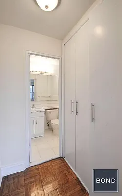 Rented by Bond New York | media 15