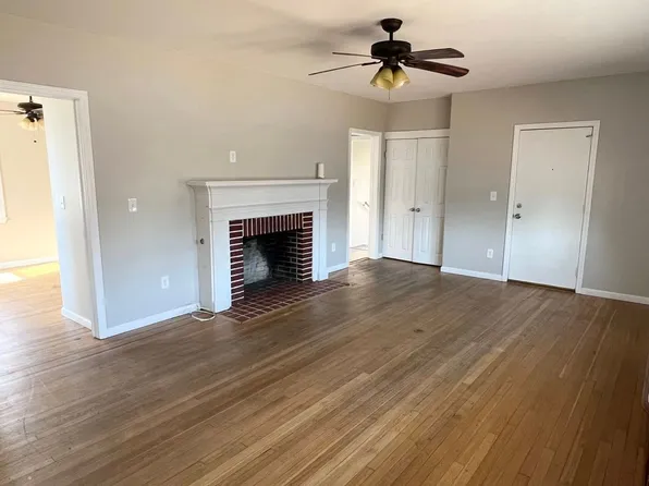 738 S 7th St Floor 1, Vineland, NJ 08360