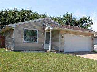 4520 W Rockwell Dr, Peoria, IL