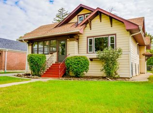 309 N Ridgeland Avenue #Main Floor, Elmhurst, IL 60126