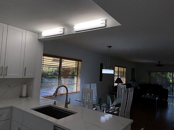 3rd image of 2975 SW 22nd Avenue #2010