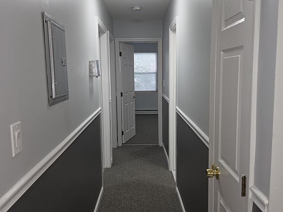 5th image of 177-19 Meadow Rd #1