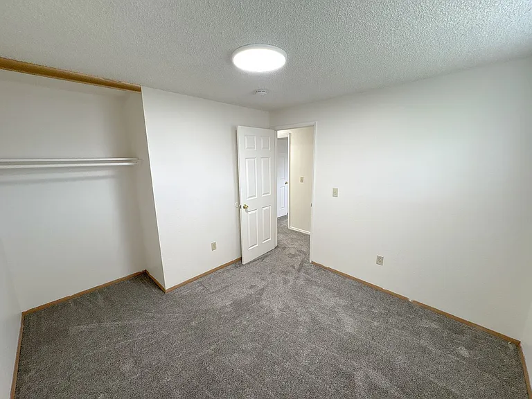 3039-3041 Kane Street — Photo 17