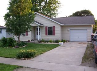 341 S Walnut St, Fremont, IA 52561