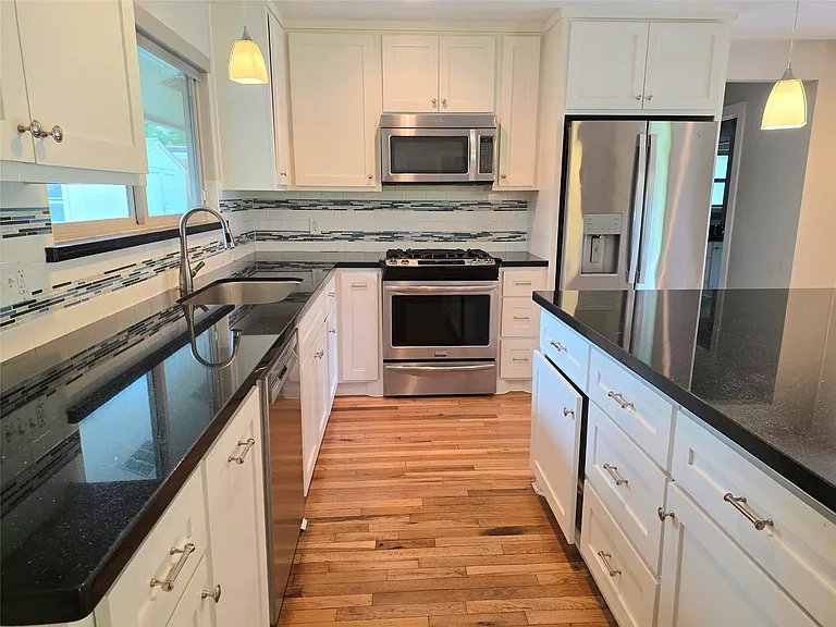 1763 Maux Dr — Photo 10