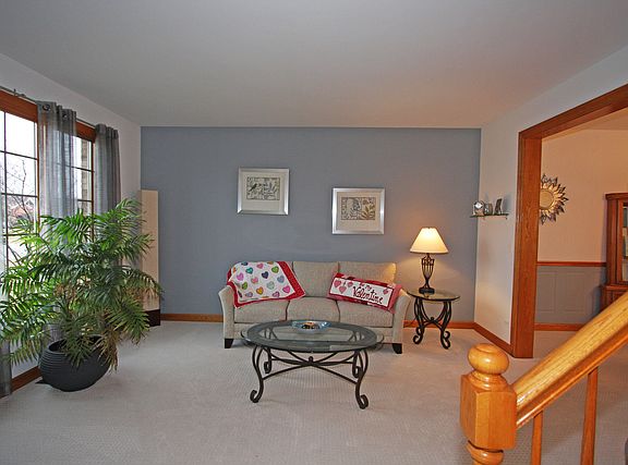 2nd image of 24627 Norwood Dr