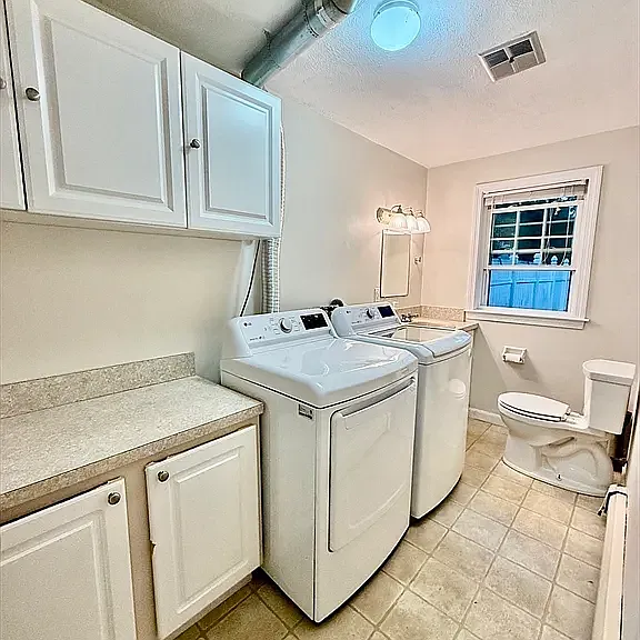 44 Angell St — Photo 8
