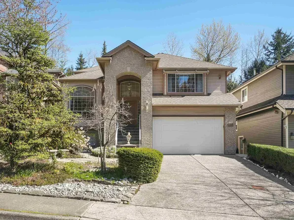 136 Parkside Dr, Pt Moody, BC V3H 4X5