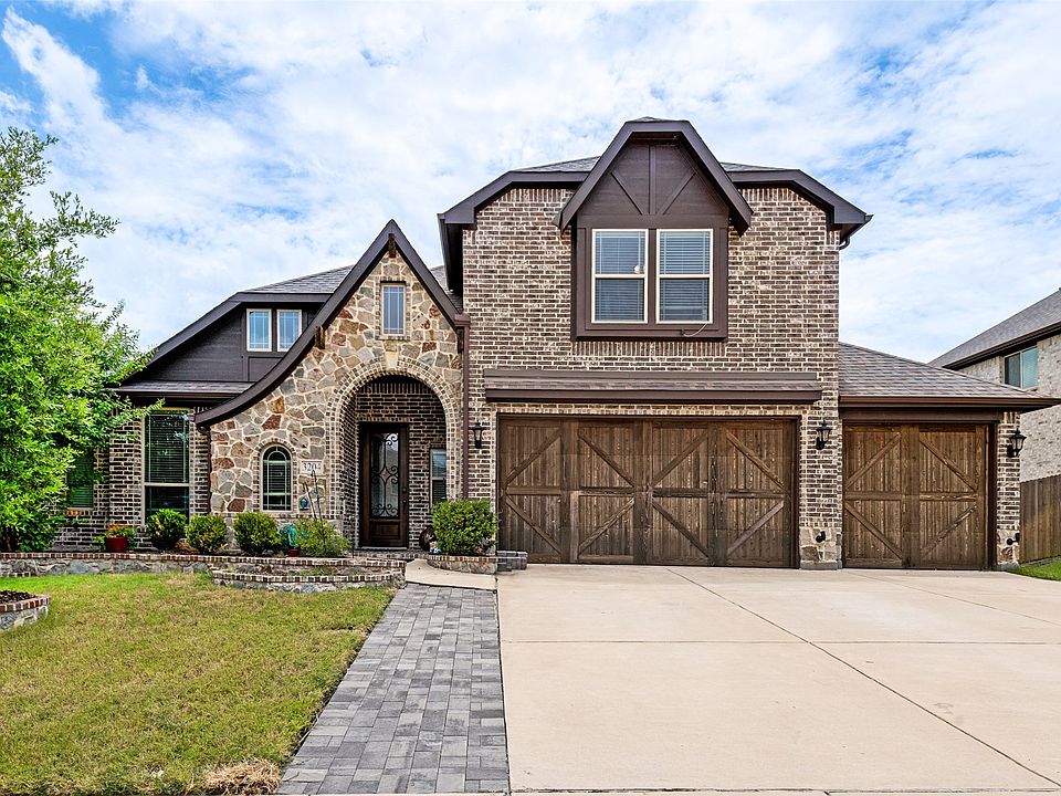 1st image of 3204 Park Ridge Dr