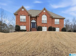 215 Ridgefield Dr, Odenville, AL 35120