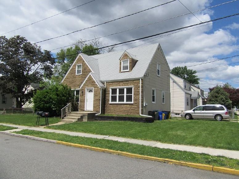 2nd image of 108 Chalmers Ave