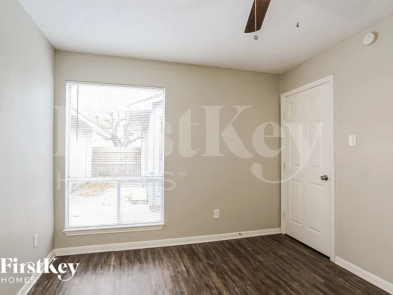 12703 Enchanted Path Dr — Photo 12