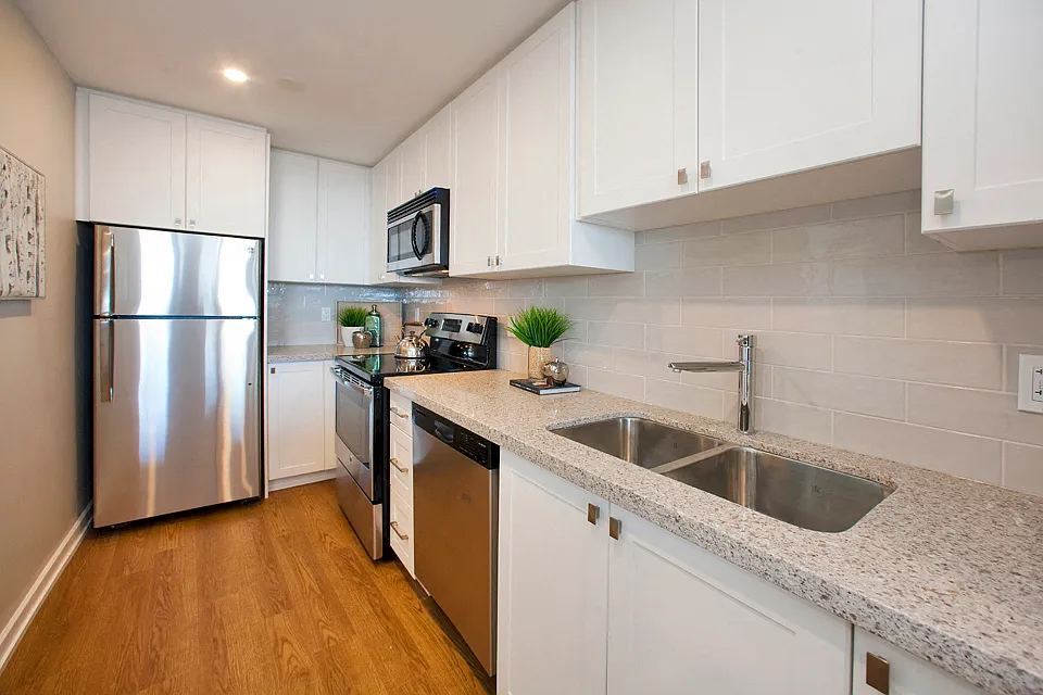 Market Street Apartments — Photo 1