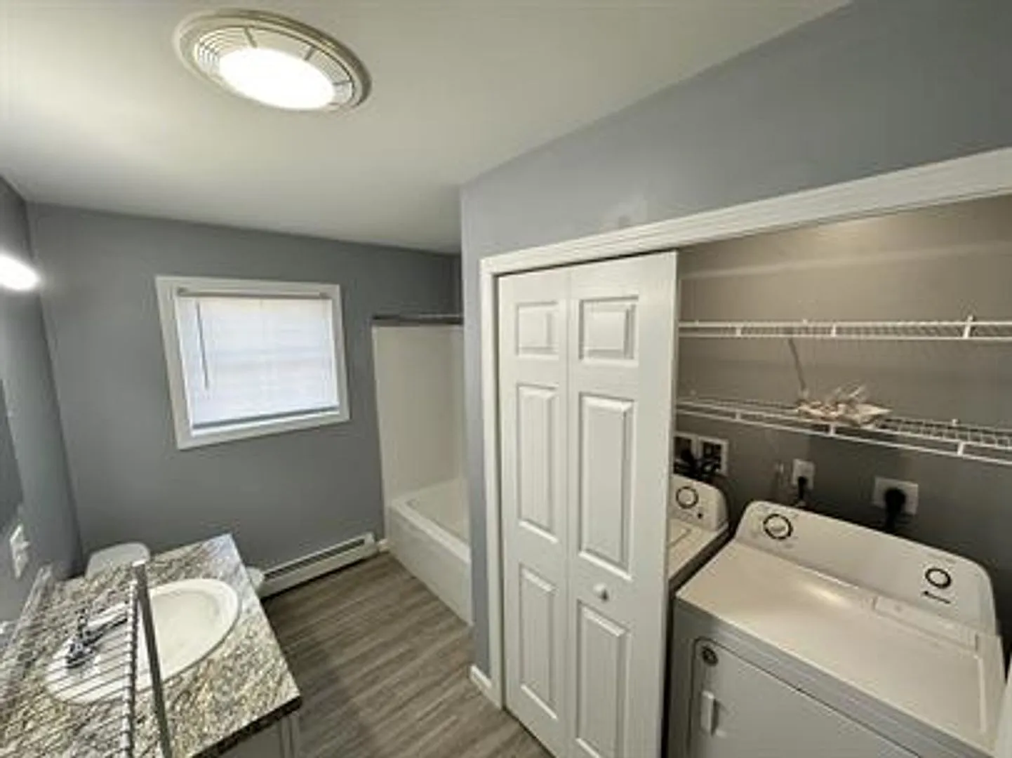 586 Main St — Photo 1