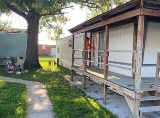 22 Raylynn Ct, Staunton, IL 62088