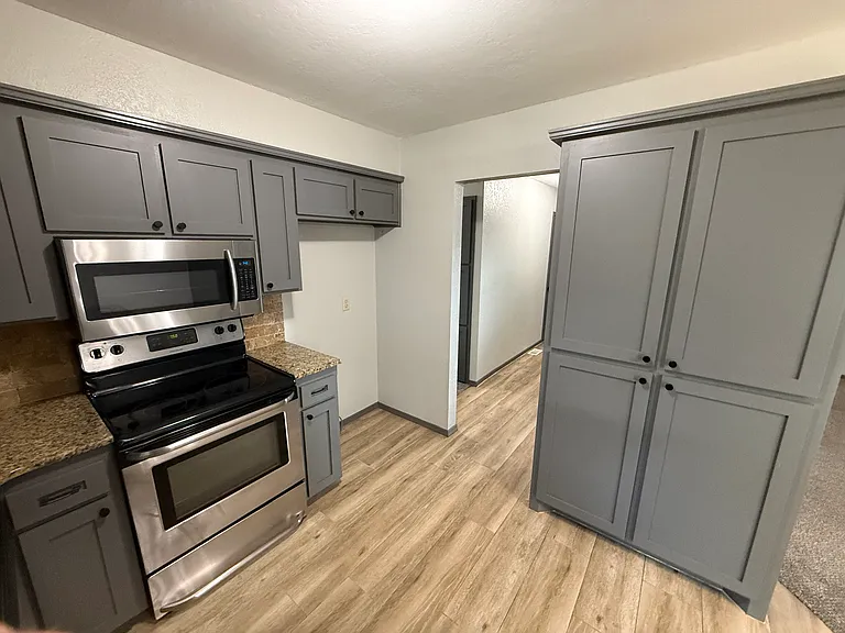 501 Palais Ave — Photo 22
