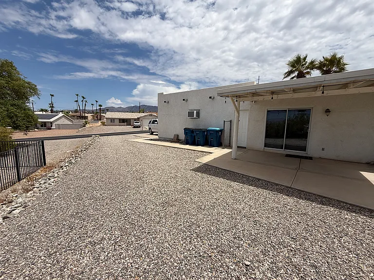 2953 Canyon Oak Dr — Photo 6
