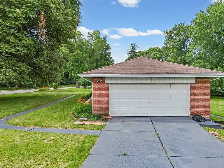 10325 Lookaway Dr — Photo 51