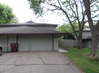 2438 Unity Ave N, Golden Valley, MN 55422