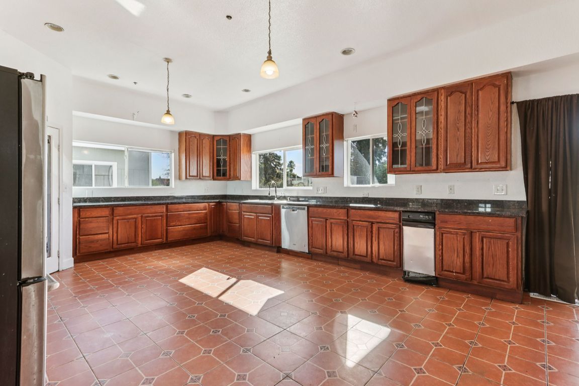 next background image