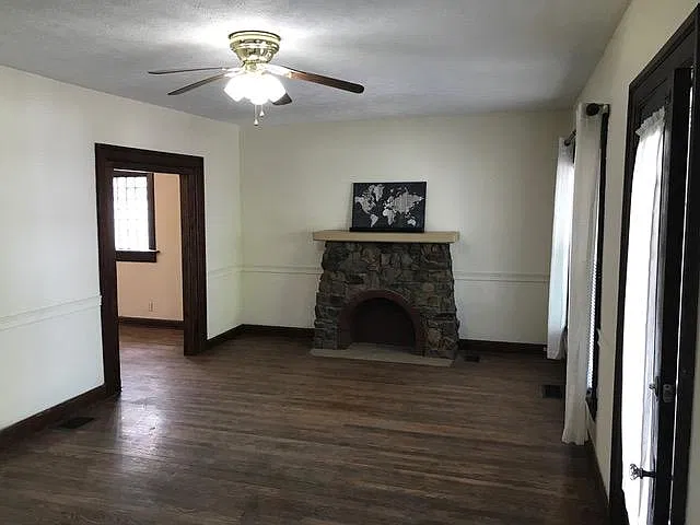 3 bed, 1552 sqft, $1,200 — Photo 4
