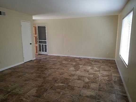 3rd image of 8474 Parkbrook St