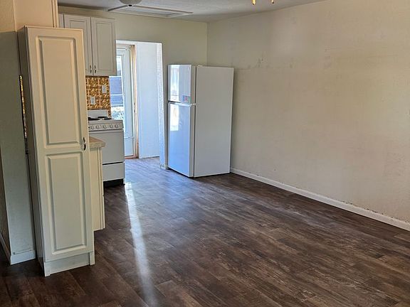 2nd image of 713 1/2 S 6th St