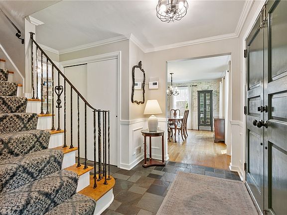 2nd image of 105 Woodshire Dr