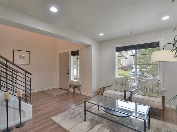 4th image of 11811 59th Ave SE