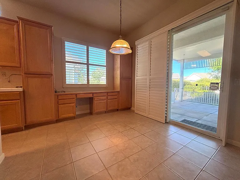 1532 Alton Ln — Photo 13