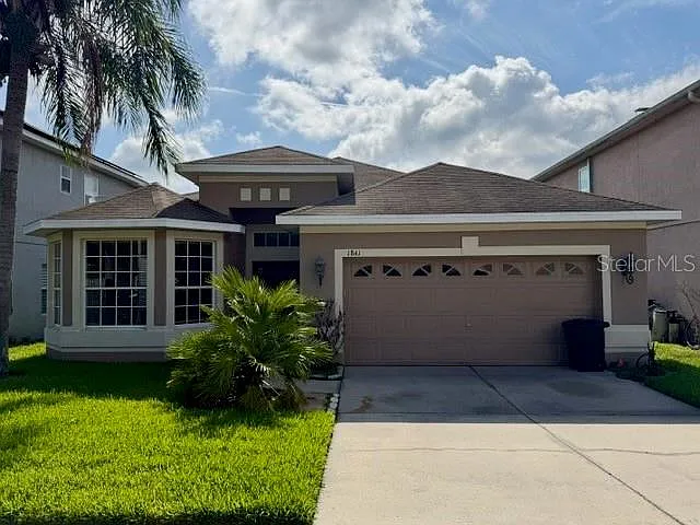 1841 Lakelet Loop — Photo 1