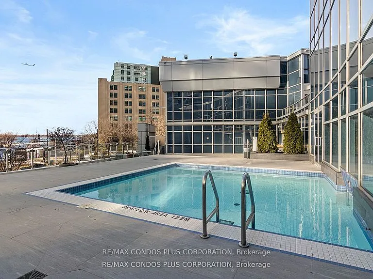 218 Queens Quay W #2611 — Photo 41
