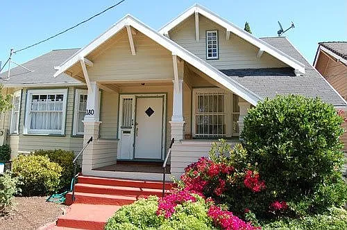 180 Moss Way photo 1