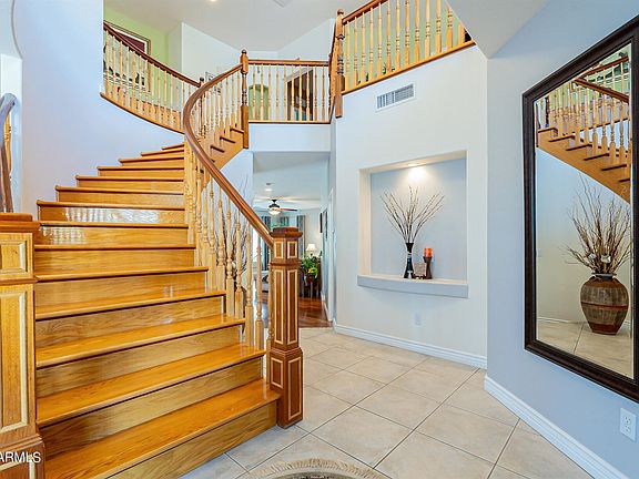 2nd image of 2411 W Sagebrush Dr