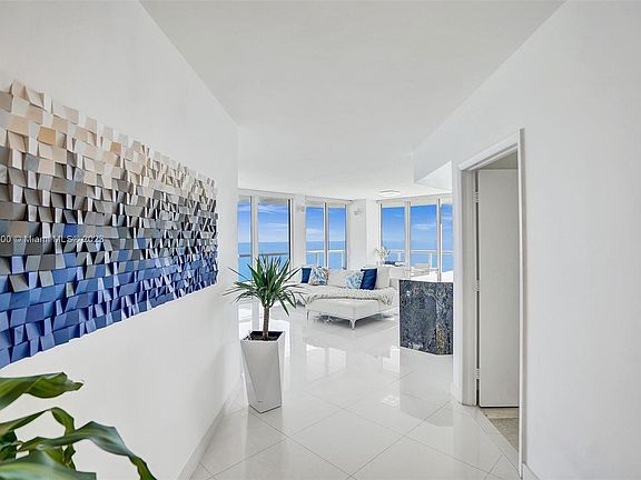 4th image of 6365 Collins Ave APT 3901