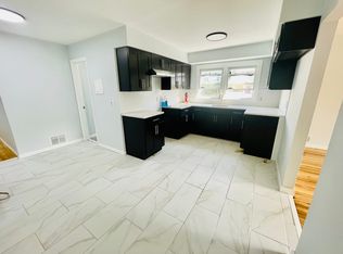 1311 Carrington St, Elizabeth, NJ 07208