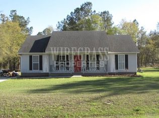 35 Knowles Rd, Ray City, GA 31645