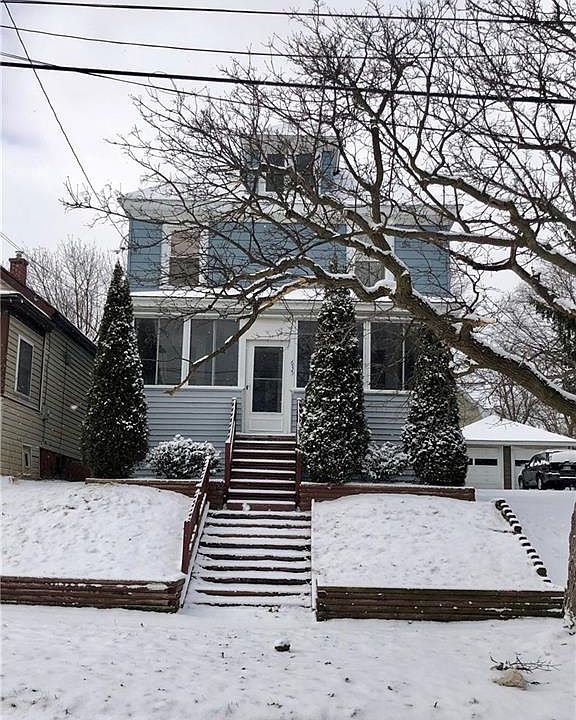 1st image of 635 Helen St