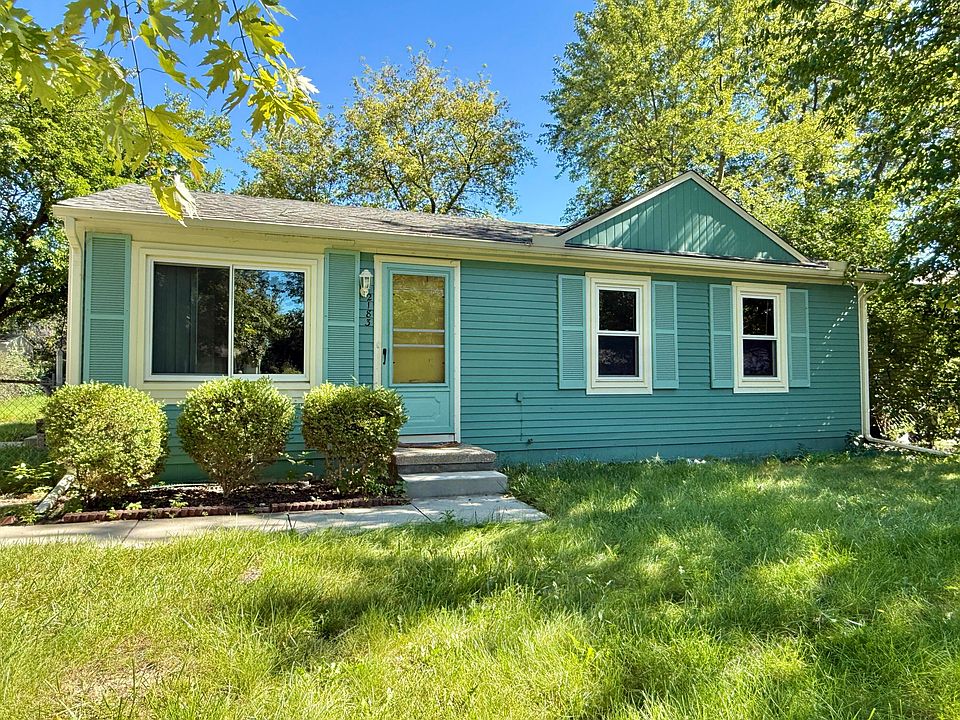 1st image of 2183 Hemlock Dr
