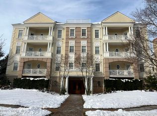 432 Oval Rd, Wall Township, NJ 08736